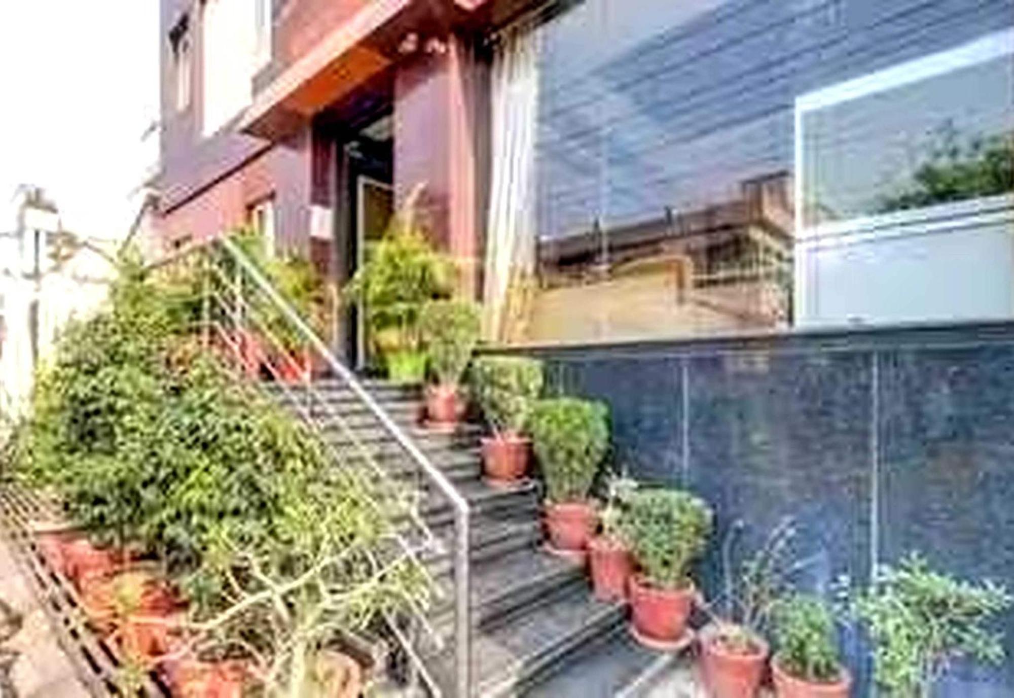 Collection O Hotel Kashi Inn Varanasi Exterior photo