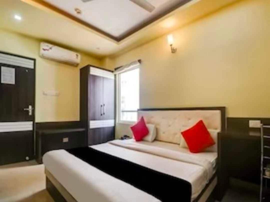 Collection O Hotel Kashi Inn Varanasi Exterior photo